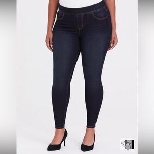 NWOT Torrid Lean Jean Stretch Super Dark Stretch Sz.1 14/16